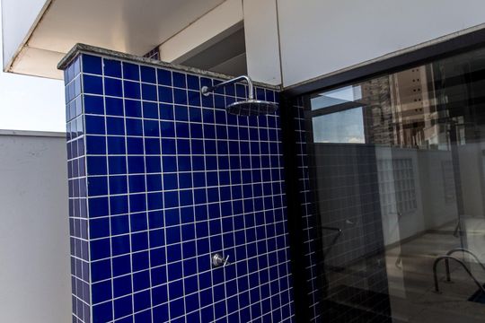 Piscina de apartamento para alugar com 1 quarto, 54m² em Bethaville I, Barueri