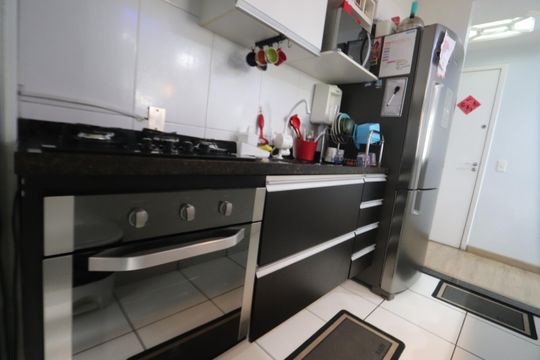 Cozinha de apartamento à venda com 2 quartos, 50m² em Vila Bela, São Paulo