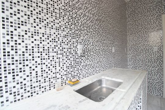 Cozinha de casa à venda com 2 quartos, 400m² em Taquara, Rio de Janeiro