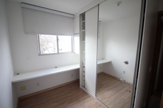 Quarto 1 de apartamento para alugar com 2 quartos, 45m² em Califórnia, Contagem