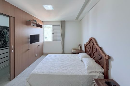 Apartamento à venda com 4 quartos, 145m² em Caiçara-adelaide, Belo Horizonte