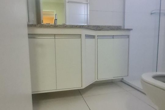 Banheiro de apartamento à venda com 3 quartos, 103m² em Água Branca, São Paulo