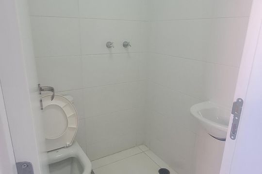 Banheiro de apartamento à venda com 3 quartos, 103m² em Água Branca, São Paulo
