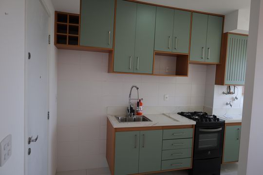 Cozinha de apartamento para alugar com 2 quartos, 42m² em Socorro, São Paulo