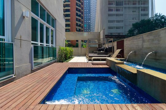 Piscina de apartamento para alugar com 1 quarto, 37m² em Cidade Monções, São Paulo