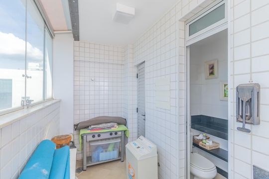 Apartamento à venda com 4 quartos, 286m² em Cidade Nova, Belo Horizonte