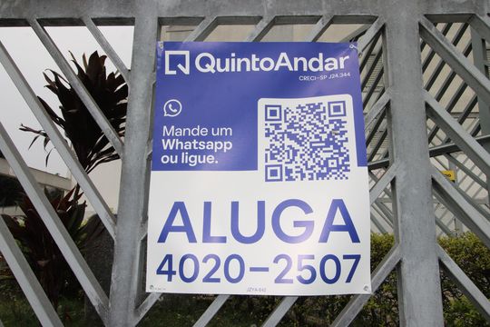 Fachada de apartamento para alugar com 2 quartos, 45m² em Vila Americana, São Paulo