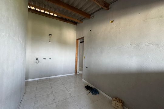 Casa à venda com 6 quartos, 300m² em Santa Maria, Osasco