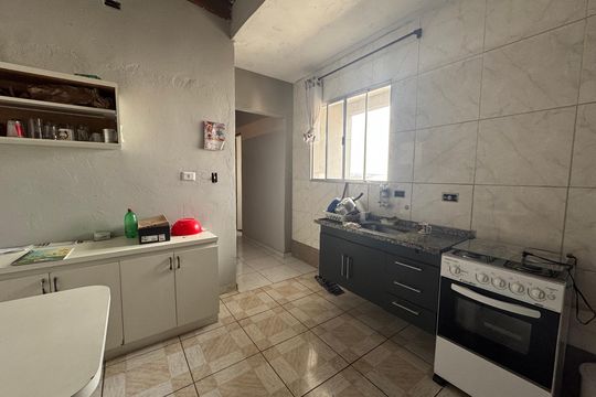 Casa à venda com 6 quartos, 300m² em Santa Maria, Osasco