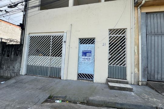 Fachada com placa grande de casa à venda com 6 quartos, 300m² em Santa Maria, Osasco