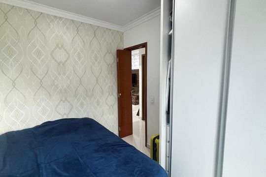 Quarto de apartamento à venda com 2 quartos, 38m² em Vila Guaraciaba, Santo André