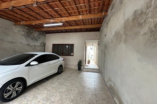 Garagem de casa à venda com 3 quartos, 183m² em Aldeia De, Barueri