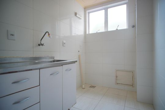 Cozinha de apartamento para alugar com 1 quarto, 46m² em Rio Branco, Porto Alegre