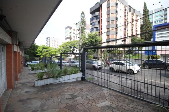 Garagem de apartamento à venda com 3 quartos, 121m² em Auxiliadora, Porto Alegre