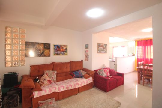 Casa à venda com 4 quartos, 125m² em Chácara Cocaia, São Paulo