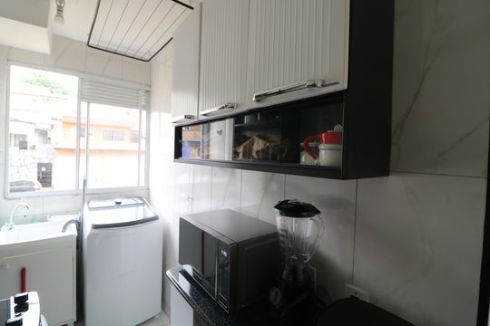 Cozinha de apartamento à venda com 2 quartos, 42m² em Jardim Egle, São Paulo
