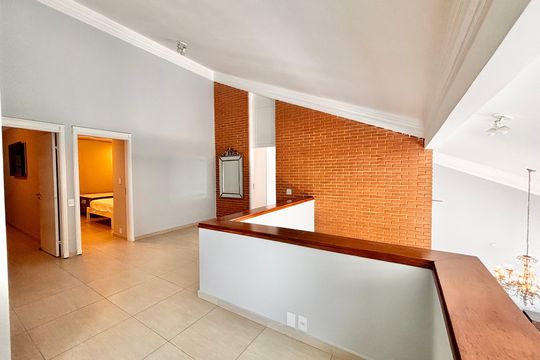 Hall quartos de casa de condomínio para alugar com 4 quartos, 341m² em Jardim Paulista, Barueri