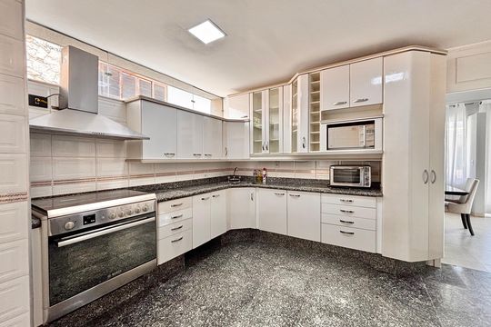 Cozinha de casa de condomínio para alugar com 4 quartos, 341m² em Jardim Paulista, Barueri