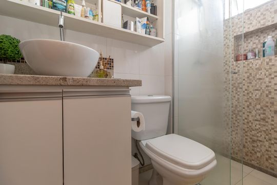 Banheiro da Suíte de apartamento à venda com 3 quartos, 72m² em Santa Monica, Belo Horizonte