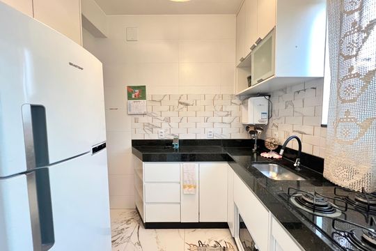 Cozinha de apartamento para alugar com 2 quartos, 60m² em Eldorado, Contagem