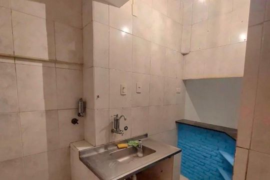 Cozinha de apartamento à venda com 1 quarto, 26m² em Maracanã, Rio de Janeiro