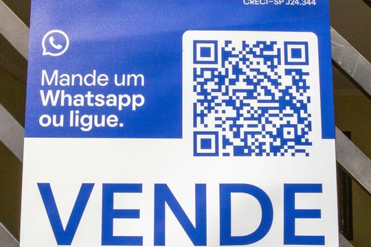 Plaquinha de casa à venda com 3 quartos, 250m² em Vila Nogueira, Diadema
