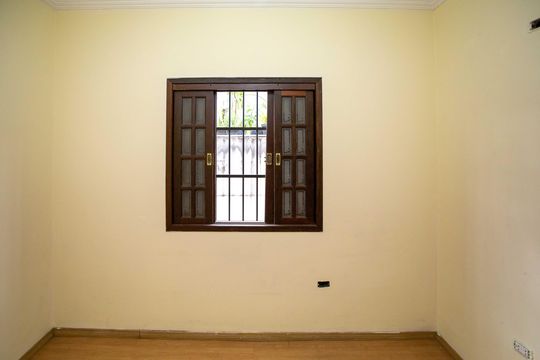 Quarto Suite 2 de casa à venda com 6 quartos, 250m² em Vila Nogueira, Diadema