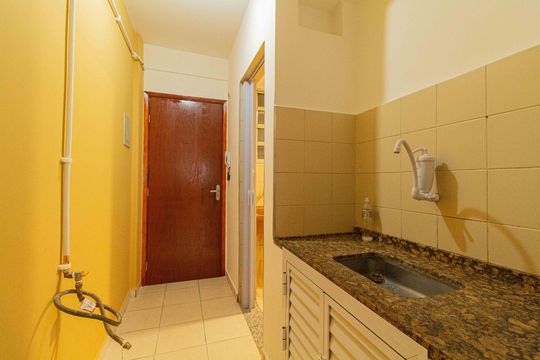 Cozinha de kitnet/studio à venda com 0 quarto, 33m² em Liberdade, São Paulo