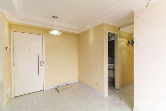 Sala de apartamento para alugar com 2 quartos, 49m² em Jardim Sabara, São Paulo