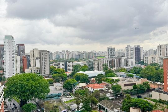 Varanda de kitnet/studio para alugar com 1 quarto, 29m² em Cidade Monções, São Paulo