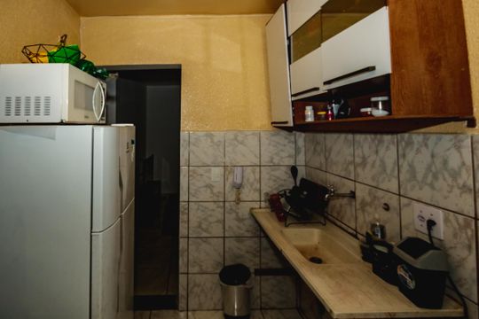 Cozinha de apartamento à venda com 2 quartos, 42m² em Juliana, Belo Horizonte