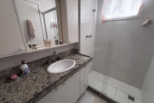 Banheiro do Quarto 1 de apartamento à venda com 3 quartos, 84m² em Recreio dos Bandeirantes, Rio de Janeiro