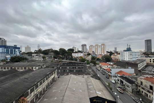 Vista Quarto 3 de apartamento para alugar com 3 quartos, 75m² em Vila Bertioga, São Paulo