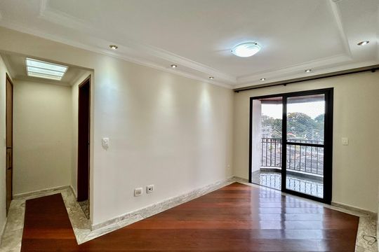 Sala de apartamento para alugar com 3 quartos, 75m² em Vila Bertioga, São Paulo