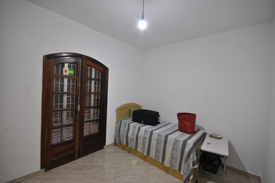 Quarto 2 de casa à venda com 2 quartos, 140m² em Vila Medeiros, São Paulo