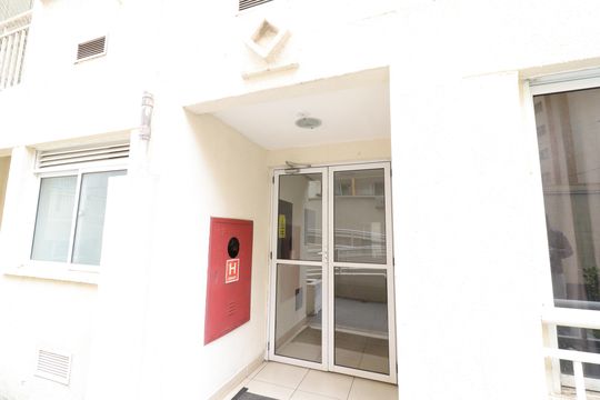 Fachada do bloco de apartamento para alugar com 2 quartos, 49m² em Vila Emir, São Paulo