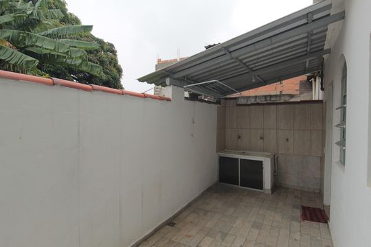 Área de Serviço de casa para alugar com 2 quartos, 70m² em Santa Terezinha, Belo Horizonte