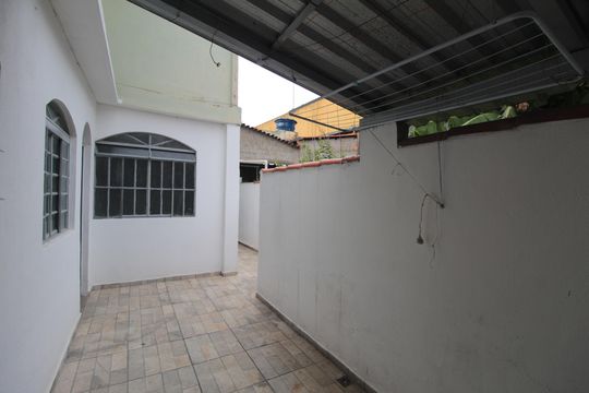 Área de Serviço de casa para alugar com 2 quartos, 70m² em Santa Terezinha, Belo Horizonte