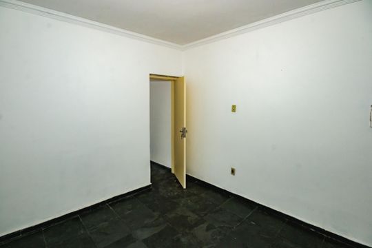 Casa para alugar com 2 quartos, 70m² em Santa Terezinha, Belo Horizonte