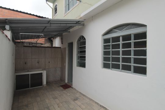 Área de Serviço de casa para alugar com 2 quartos, 70m² em Santa Terezinha, Belo Horizonte