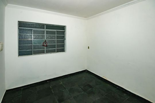 Casa para alugar com 2 quartos, 70m² em Santa Terezinha, Belo Horizonte