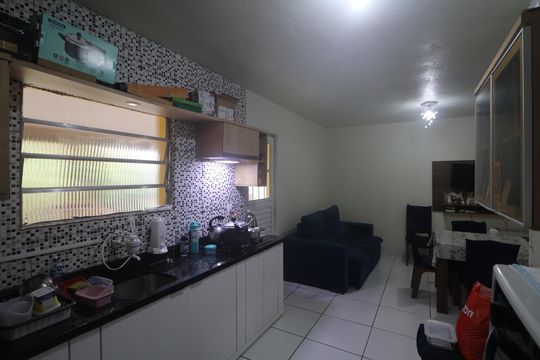 Cozinha de casa à venda com 2 quartos, 100m² em Harmonia, Canoas