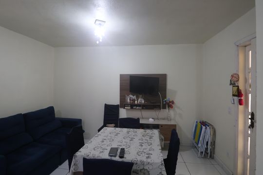 Sala de casa à venda com 2 quartos, 100m² em Harmonia, Canoas