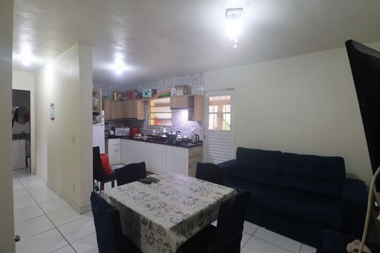 Casa à venda com 2 quartos, 100m² em Harmonia, Canoas