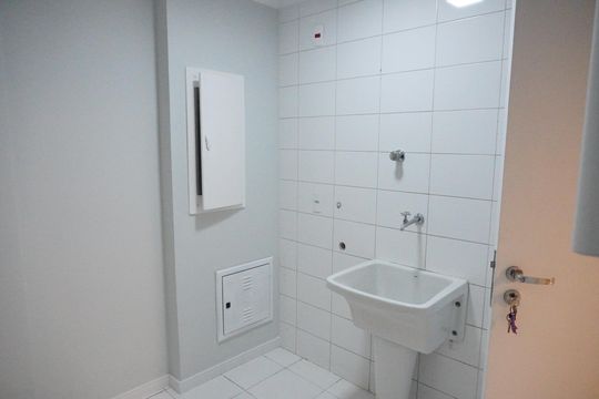 Área de Serviço de casa de condomínio à venda com 2 quartos, 180m² em Tamboré, Santana de Parnaíba
