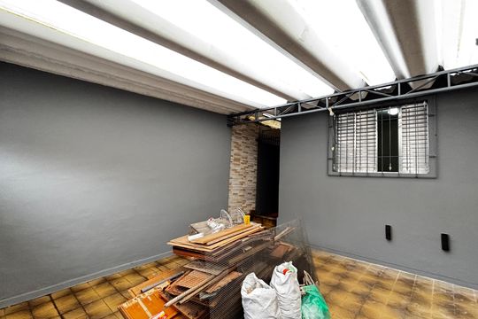 Garagem de casa à venda com 2 quartos, 125m² em Vila Guaraciaba, Santo André