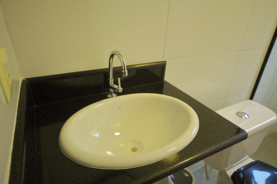 Banheiro  de apartamento à venda com 1 quarto, 38m² em Anchieta, São Bernardo do Campo