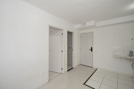 Sala de apartamento para alugar com 2 quartos, 32m² em Jardim Gilda Maria, São Paulo