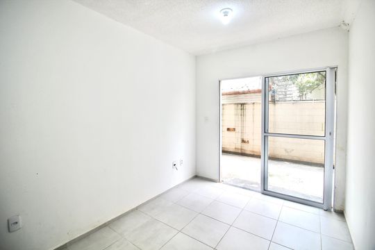 Sala de apartamento para alugar com 2 quartos, 54m² em Lageado, Ferraz de Vasconcelos