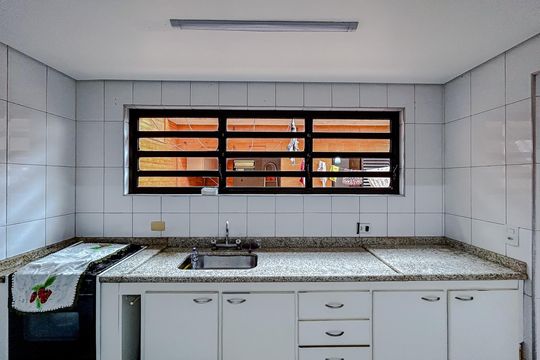 Cozinha de casa para alugar com 3 quartos, 140m² em Penha de França, São Paulo